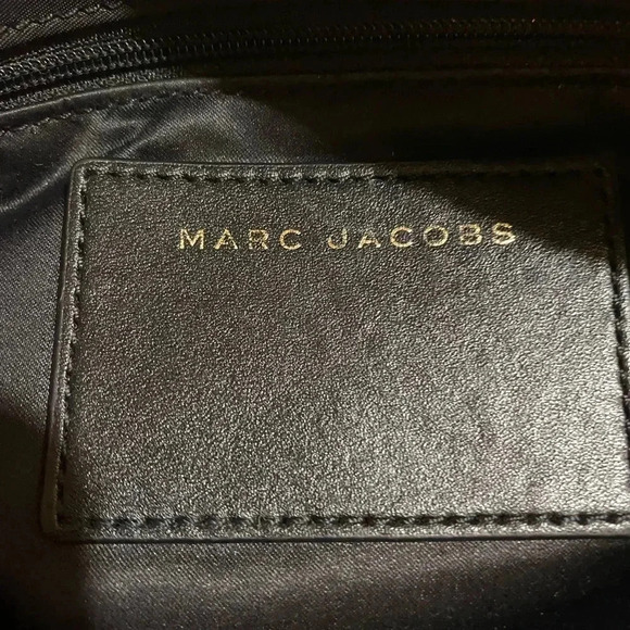 Marc Jacobs black nylon crossbody handbag - Picture 9 of 12